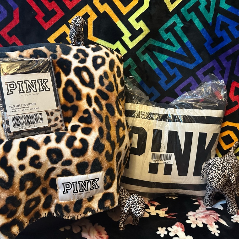 NWT Cheetah collection bundle (blanket, pillow cases, and throw pillow)